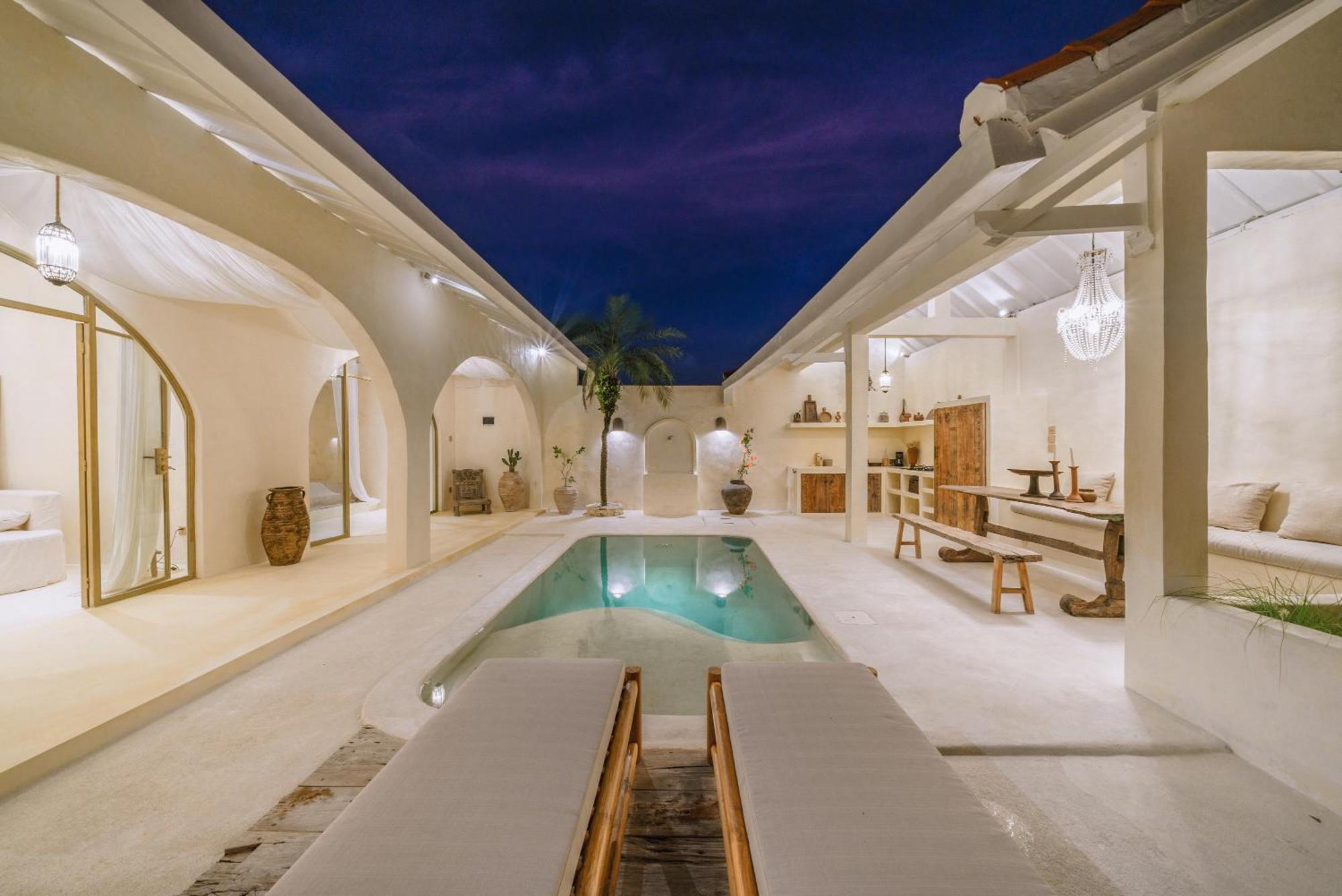 Villa Stella: 2Br Vibrant Mediterranean Oasis Canggu  Bagian luar foto